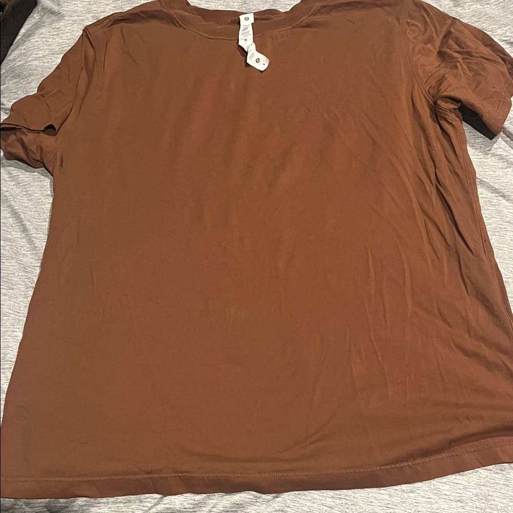 Lululemon All Yours Tee (4) - Picture 3 of 3